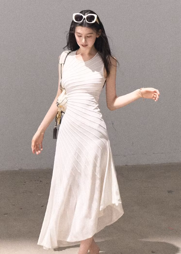 Her Poem Draped Sleeveless Dress - szxrfrp